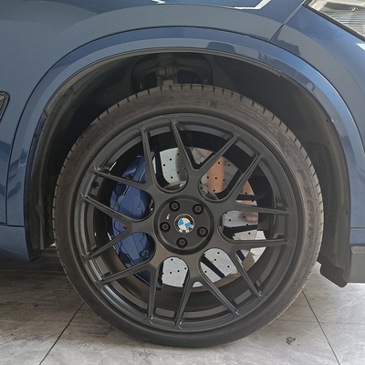 Pinça de freio de alumínio BMW X5 tamanho grande 10 pinças de pistão 420 mm discos de cerâmica de carbono
